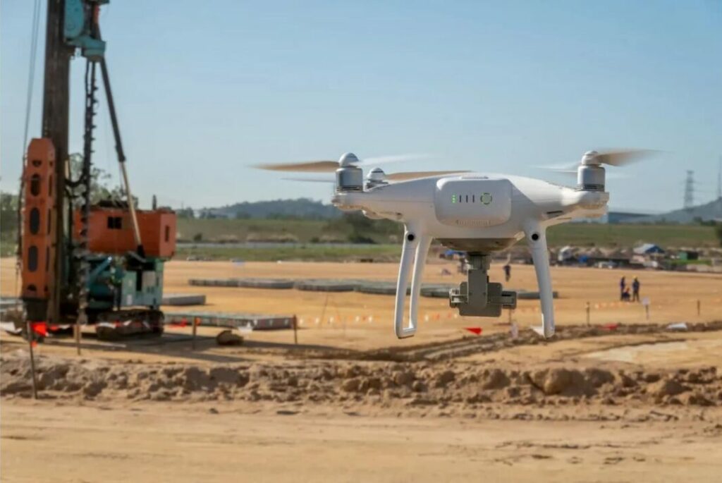 Disadvantages of drones in construction site